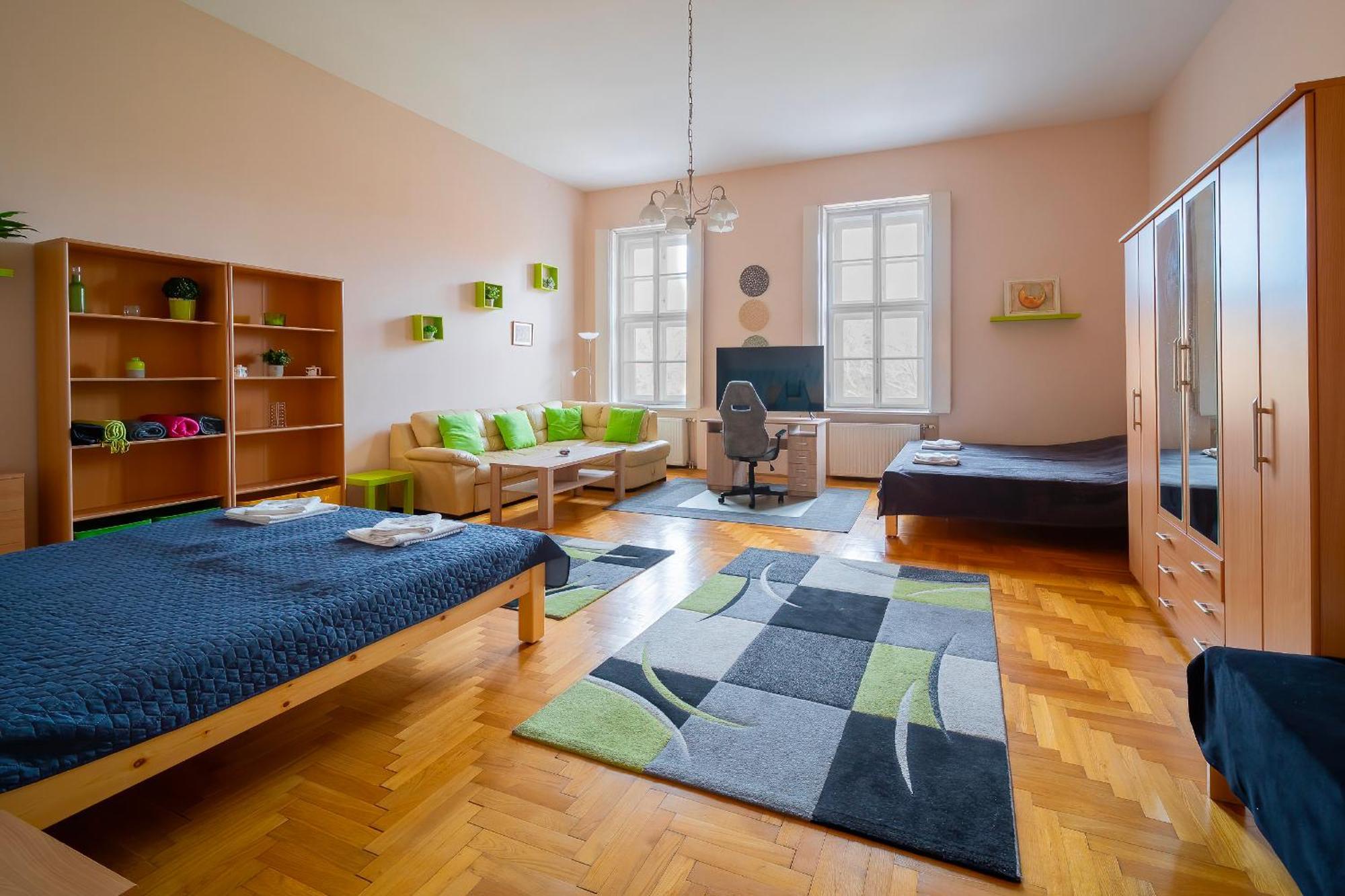 Tomka Apartman Szeged Exterior foto