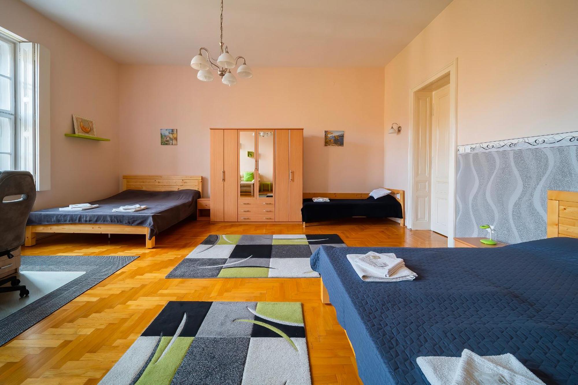 Tomka Apartman Szeged Exterior foto